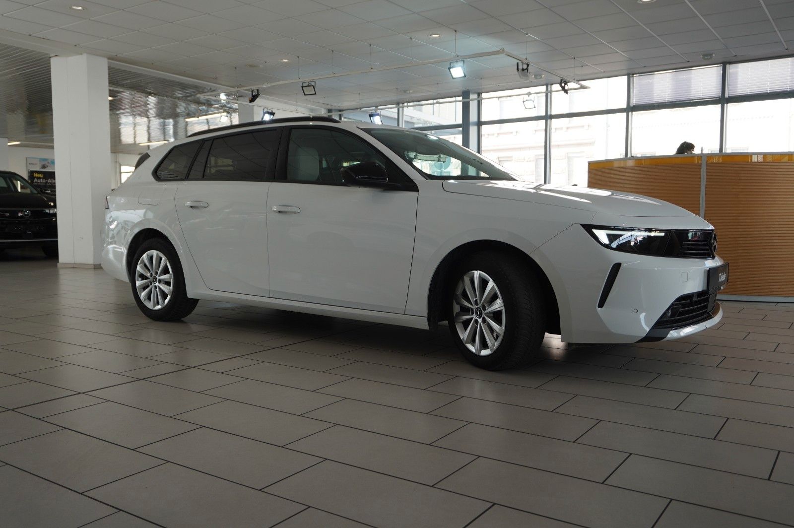 Fahrzeugabbildung Opel Astra L ST 1.5D ELEGANCE NAVI/LED/KAMERA/SPORT