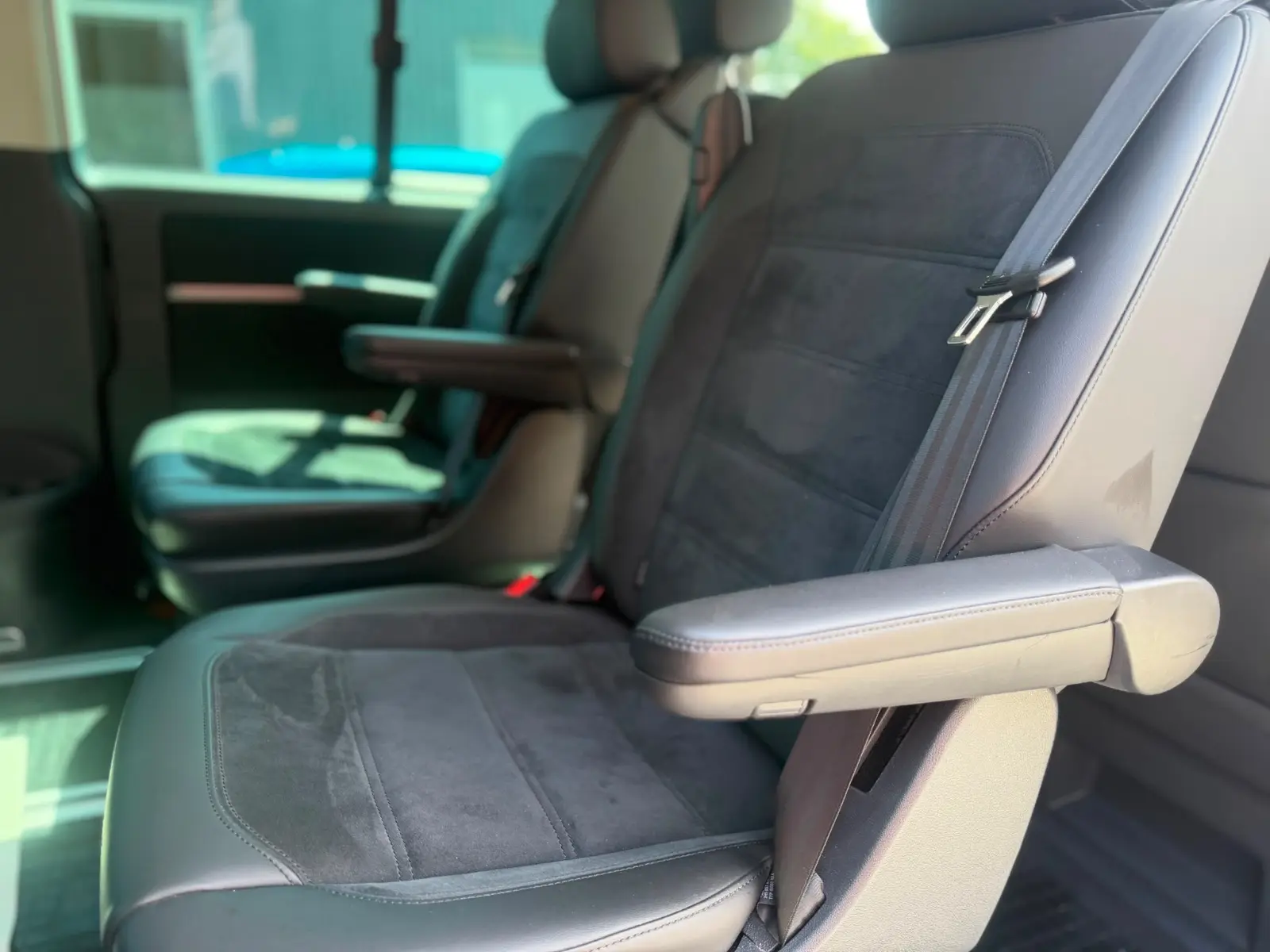 Volkswagen T6Transporter Bus Multivan Comfortline*Automatik
