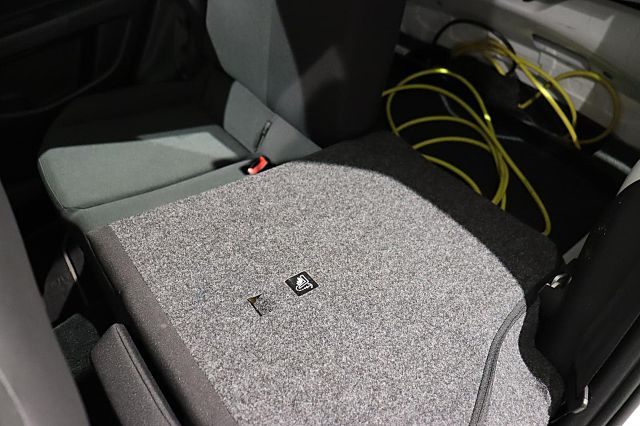 E-up! PDC KAMERA TEMPOMAT SHZ BT DAB Winterräder