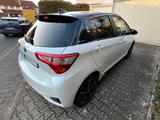Toyota Yaris 1,5-l-VVT-i Hybrid CVT Style Seleciton... - Toyota Yaris: Vvt