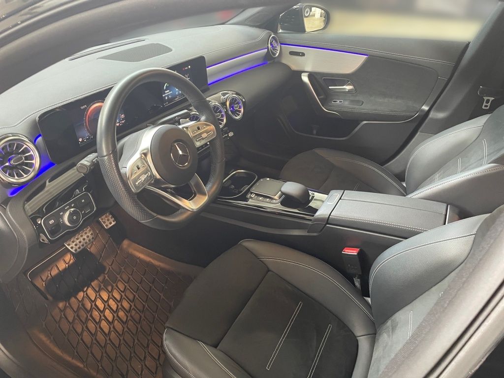 Fahrzeugabbildung Mercedes-Benz CLA 250 e SB AMG Night AHK Pano Navi LED Sport