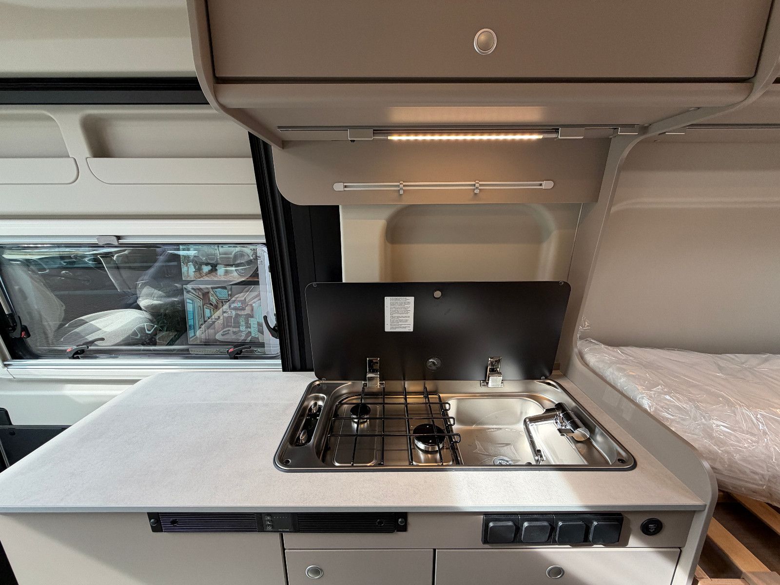 Fahrzeugabbildung Carado Pro+ CV640 - Modell 2027
