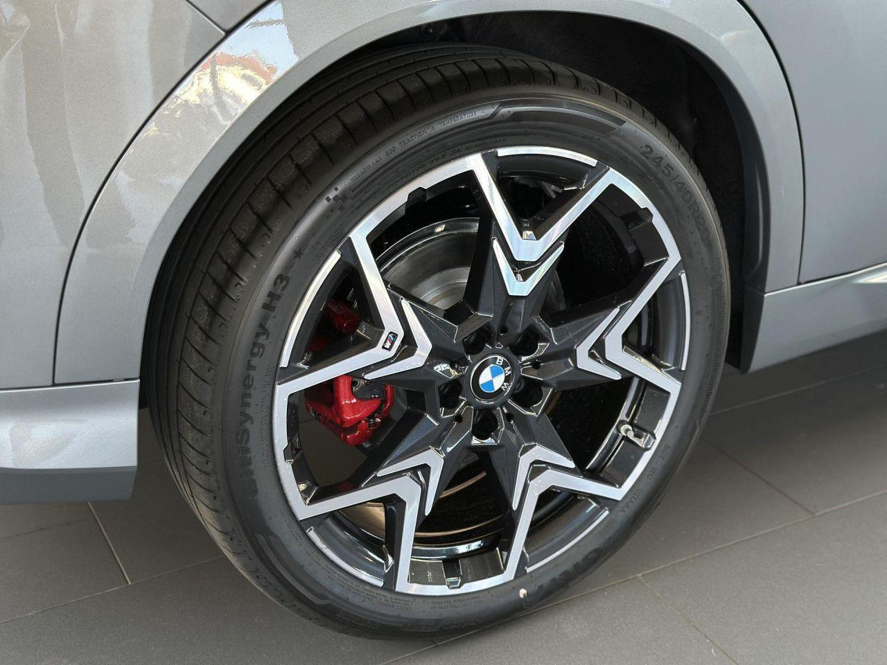 BMW iX2 x30 M Sport Pro AHK HUD Ha/Ka PanoD Navi LED
