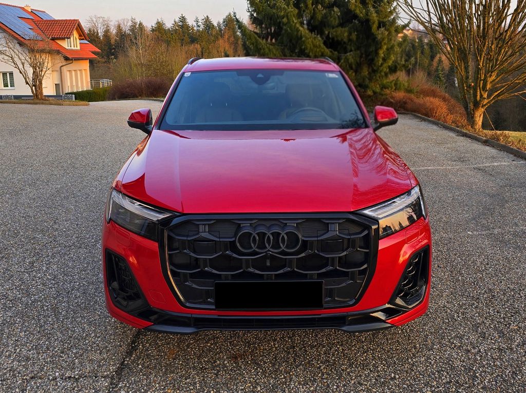 Image of Audi Q7