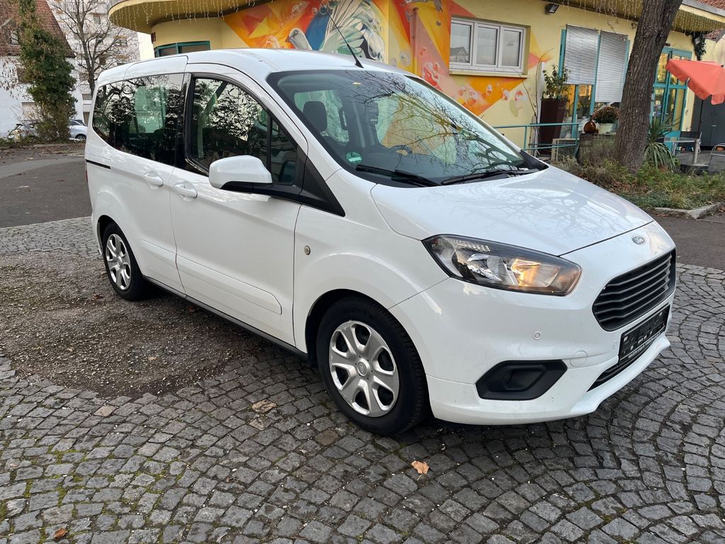 Image of Ford Tourneo Courier
