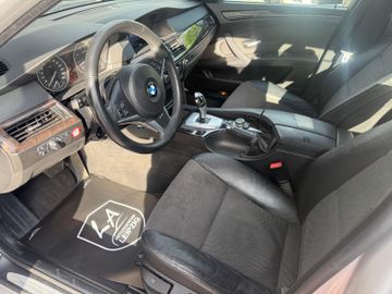 BMW 523 - 11