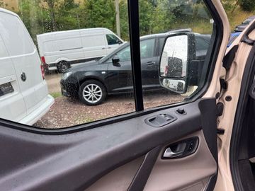 Ford Tourneo Custom - 9