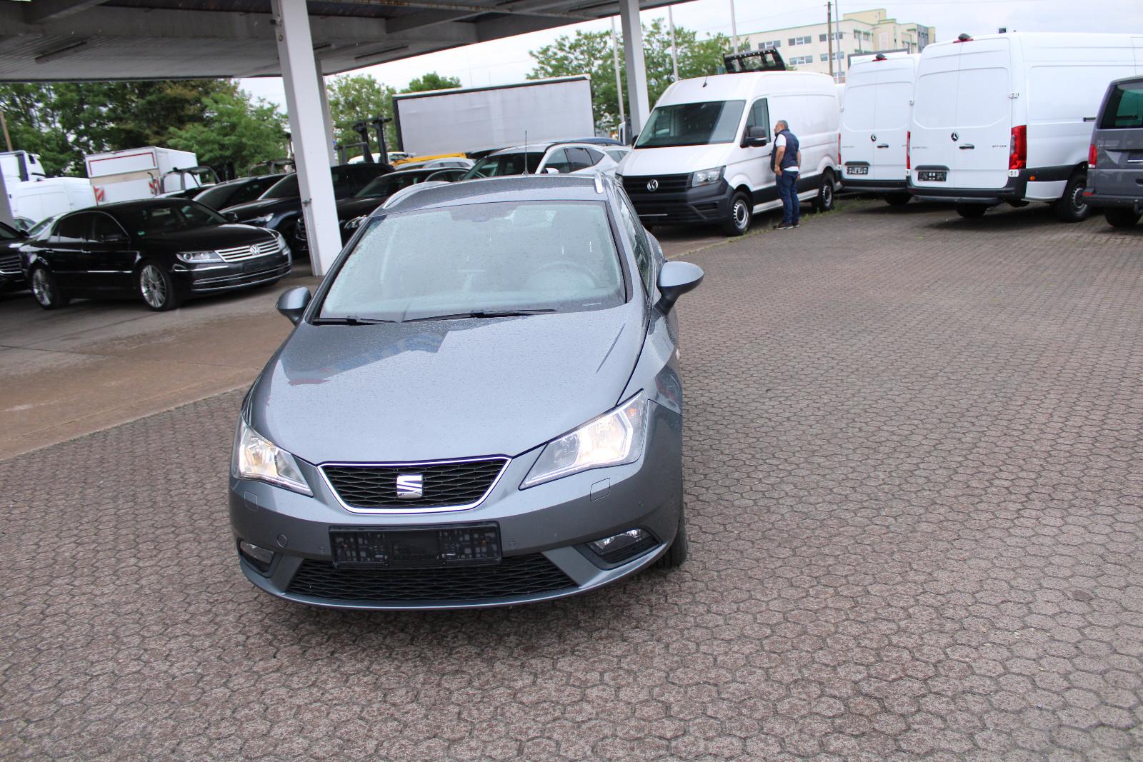 Seat Ibiza 2014 — rear view