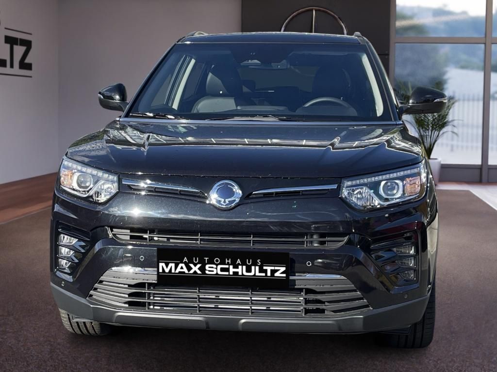 Fahrzeugabbildung Ssangyong Tivoli 1.5 Onyx *SHZ*Automatik*Navigation*Kamera