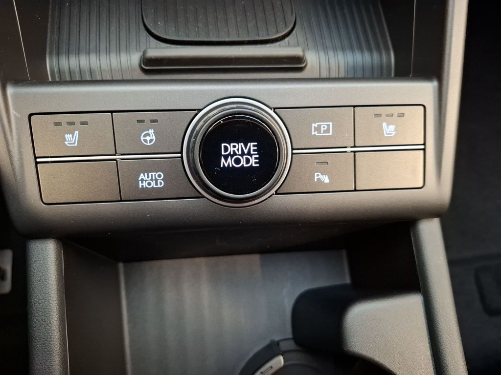 Fahrzeugabbildung Hyundai KONA EV 2WD 65kWh Trend 2xKlima AUT Akustikglas