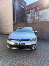 Volkswagen Golf VIII Lim. Life 1,5 eTSI - Volkswagen Golf mit Benzin-Antrieb: Kleinwagen, Automatik