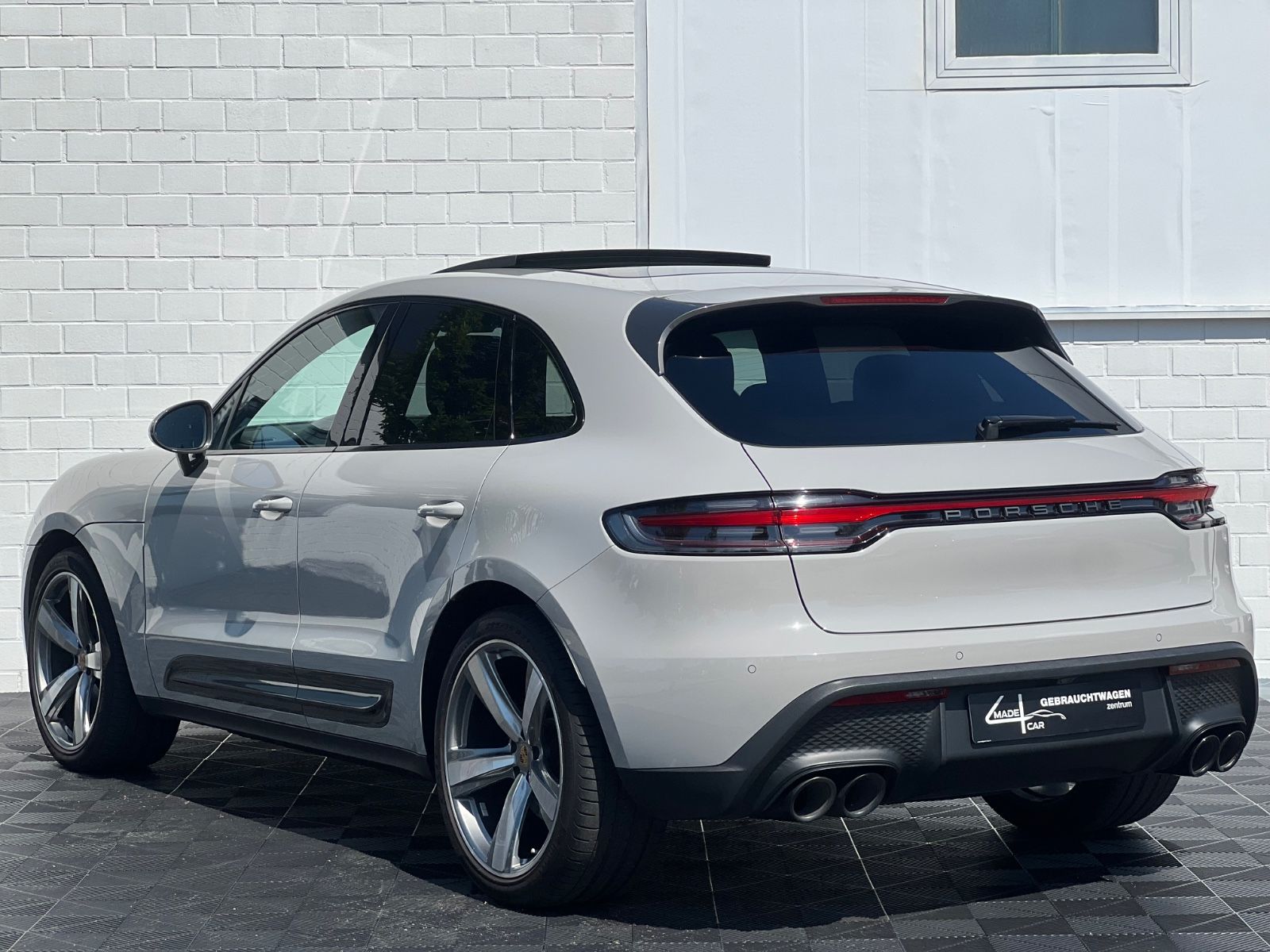 Porsche Macan T*SPORT-CHRONO*LUFTFED*PANO*APPROVED072028 foto 6