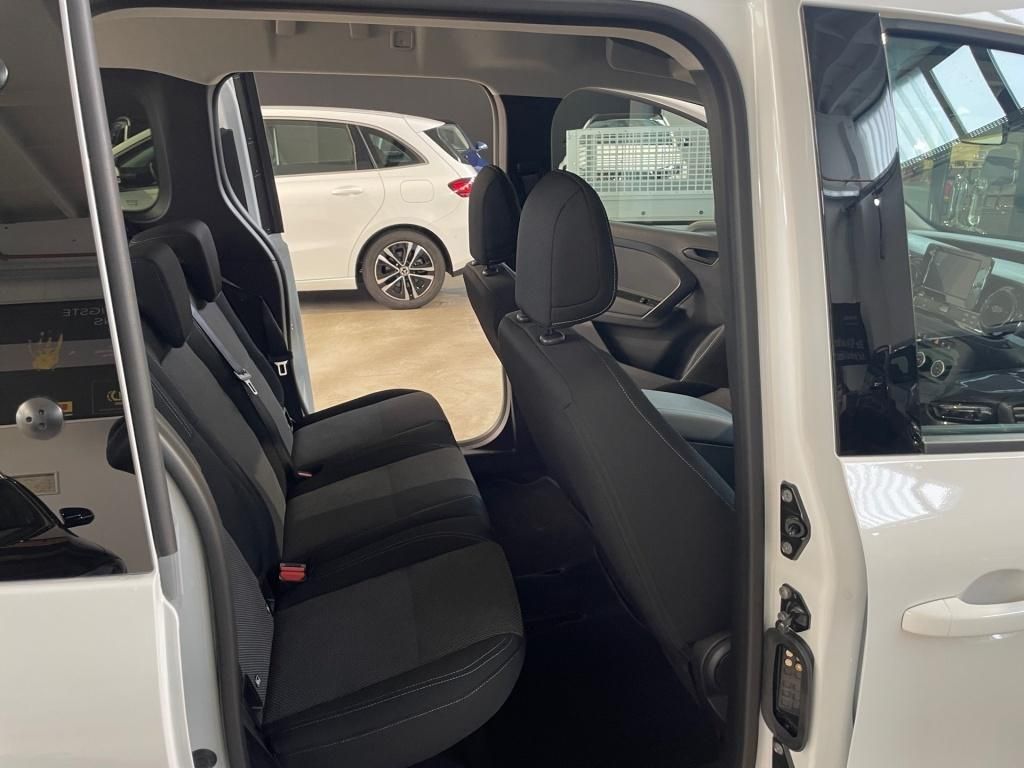 Fahrzeugabbildung Mercedes-Benz T 180 d Sitzheizung Einparkhilfe Tempomat Klima