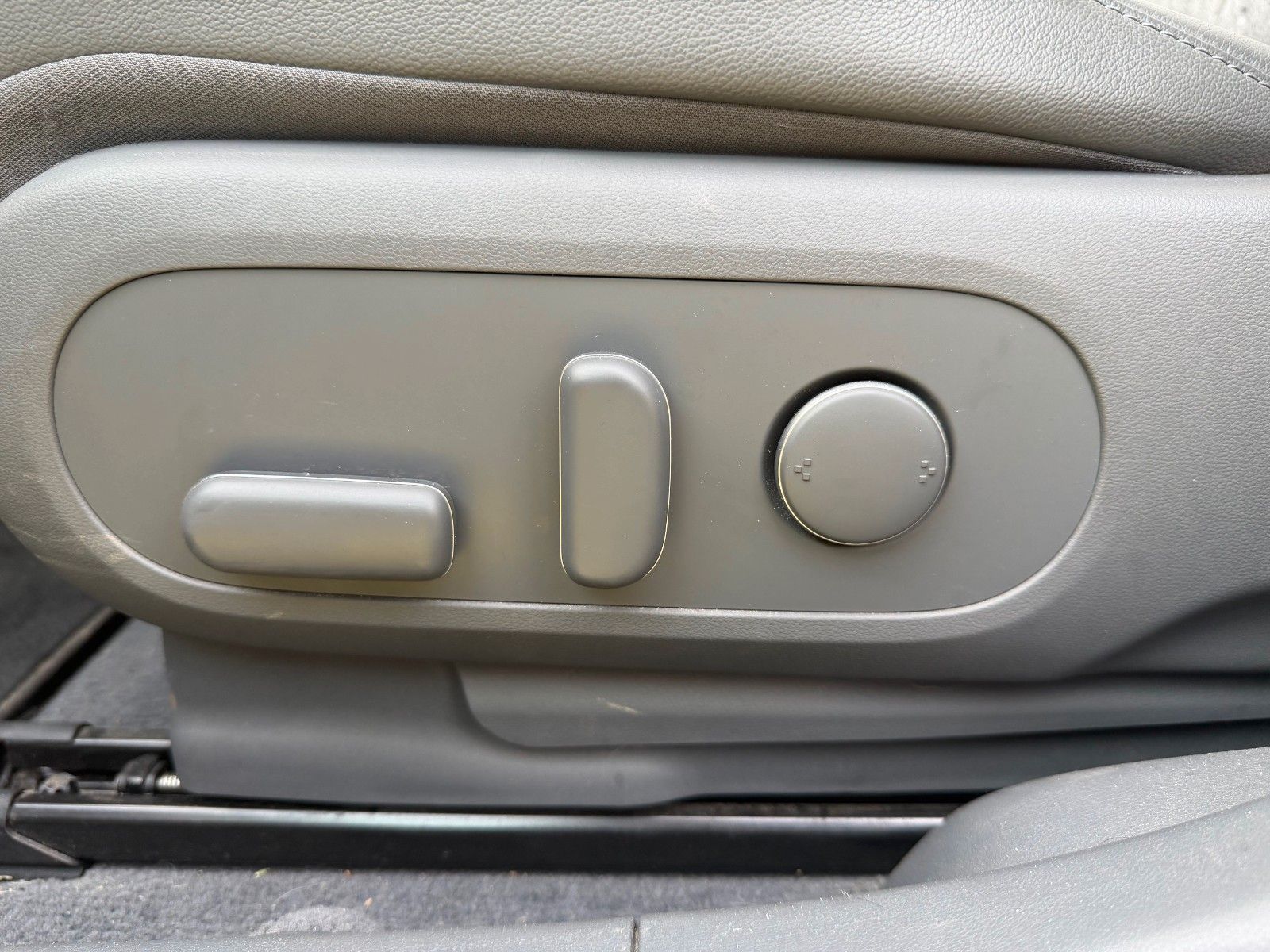 Fahrzeugabbildung Hyundai IONIQ 5 TECHNIQ 225kW *RW430KM*Kamera*SHZ*LED*