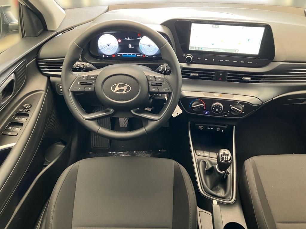 Fahrzeugabbildung Hyundai i20 FL (MY25) 1.0 T-GDI (100 PS) 6-MT 2WD Navi