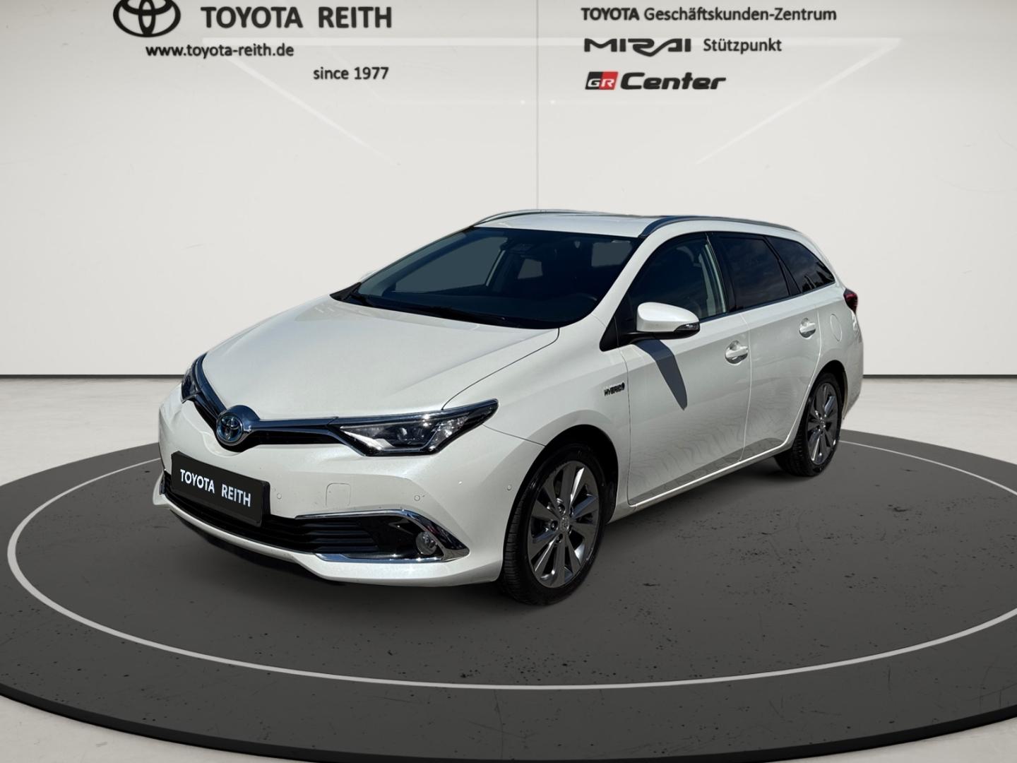 Toyota Auris Touring Sports Hybrid Unfall Executive LED