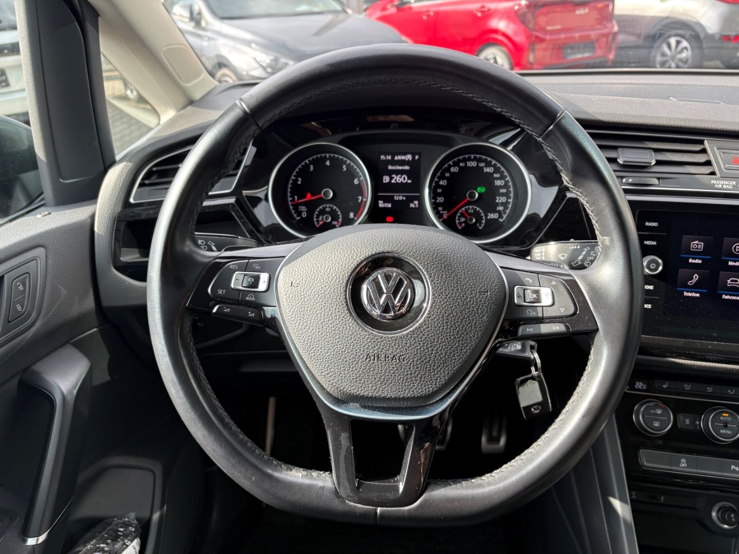 Fahrzeugabbildung Volkswagen Touran 1.6 TDI Comfortline BMT Start-Stopp