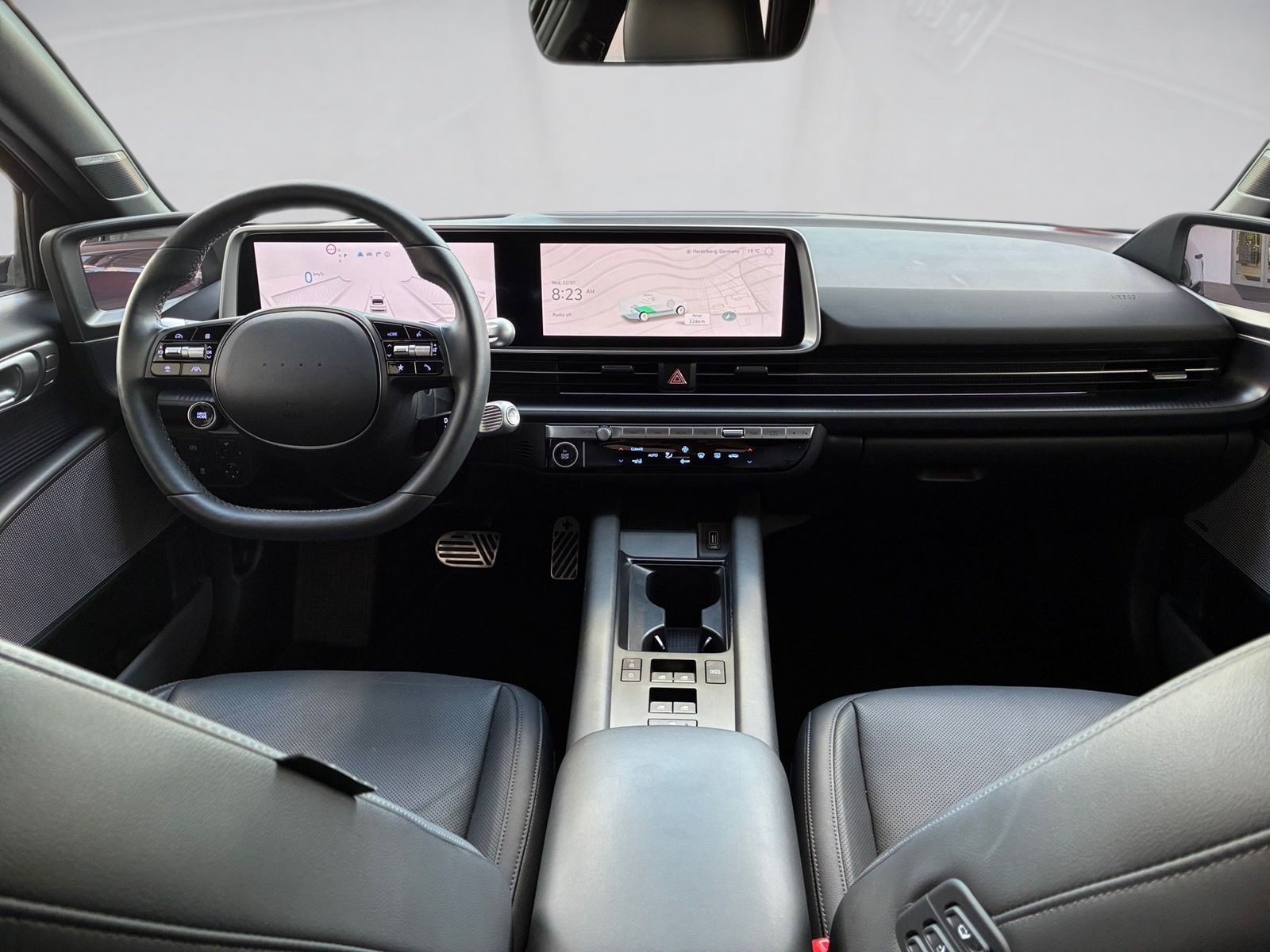 Fahrzeugabbildung Hyundai Ioniq 6 Elektro 77 Uniq 360,HUD,Kamera,LED,Navi