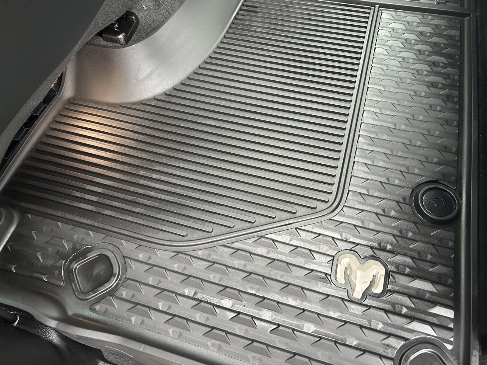 Fahrzeugabbildung Dodge RAM 1500 Sport GT V8 PANO/AHK/NAVI/PDC/LED