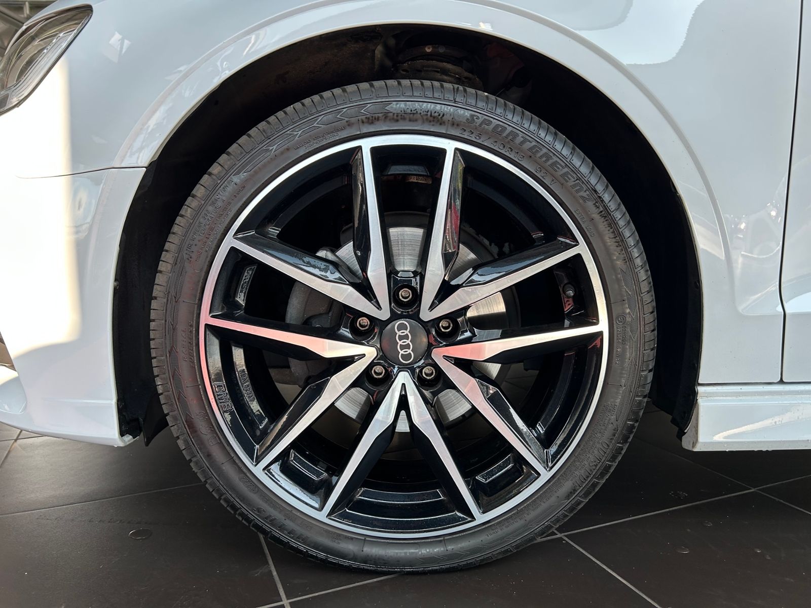 Fahrzeugabbildung Audi A3 Cabriolet 35 TFSI S line sport Nackenhz AHK L