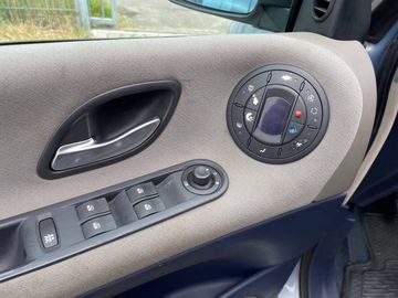 Fahrzeugabbildung Renault Espace IV 2.0 Expression*AHK*PDC*