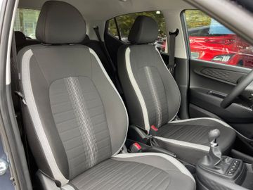 Fahrzeugabbildung Hyundai NEW i10 1.0 Edition 30+ NAVI RFK SHZ