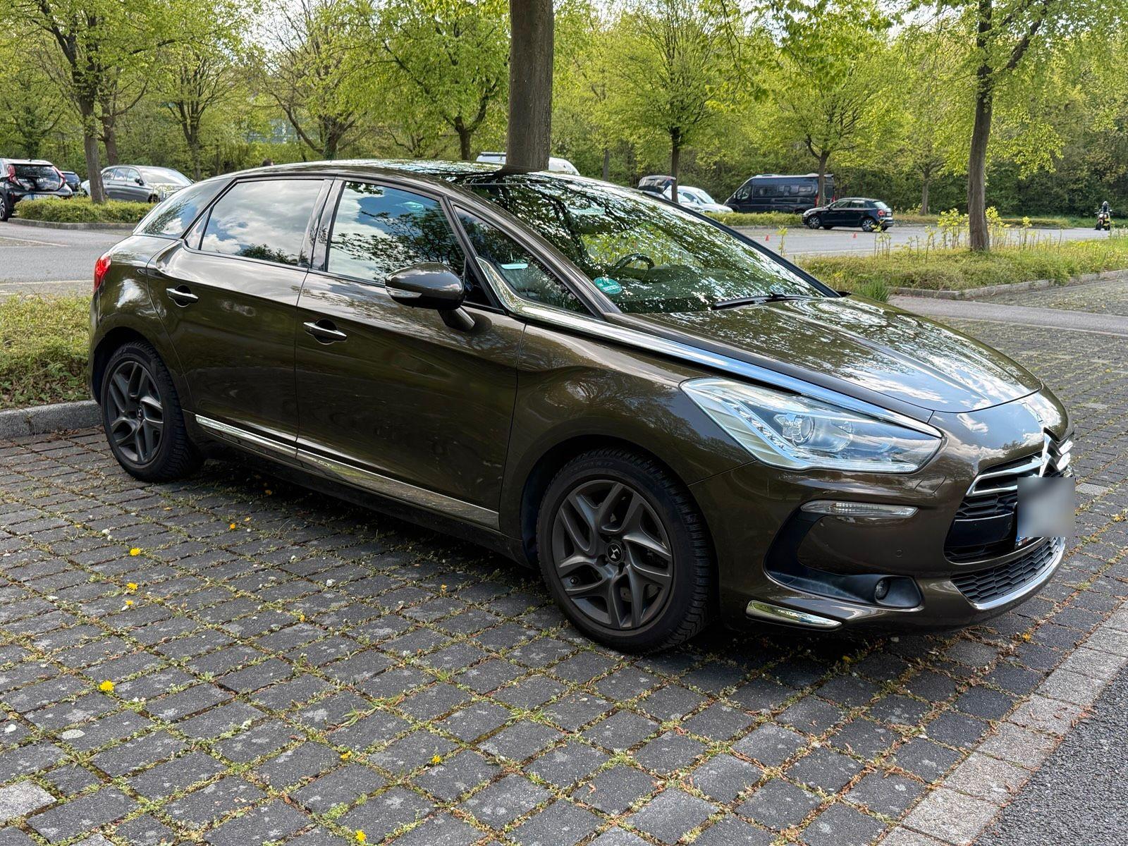 Citroën DS5