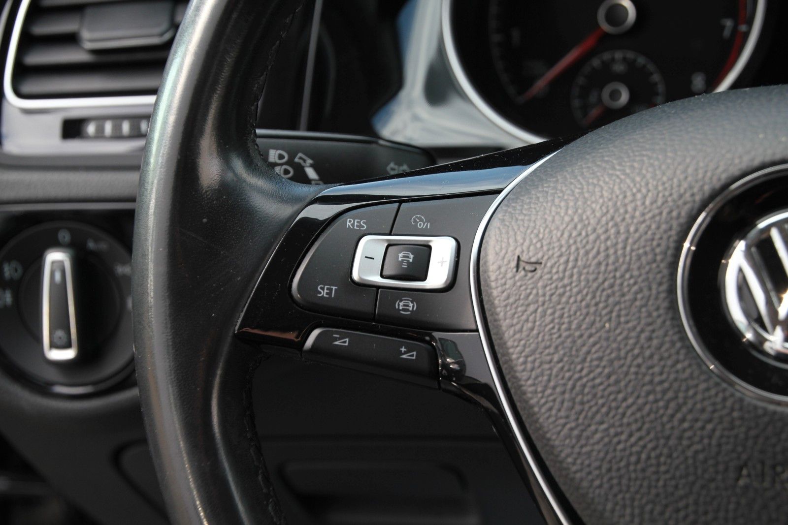 Fahrzeugabbildung Volkswagen Golf VII Lim. IQ.DRIVE BlueMotion