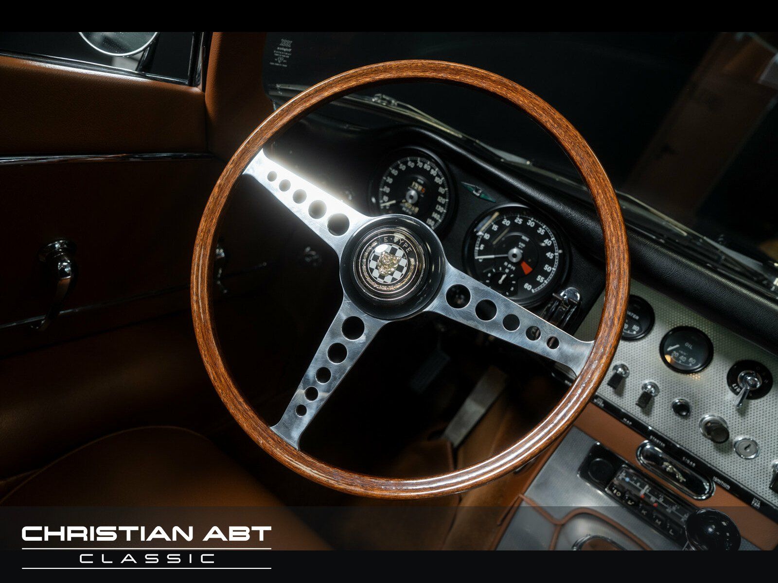 Fahrzeugabbildung Jaguar E-Type Serie 1 3.8 * Note 1 Zustand einzigartig