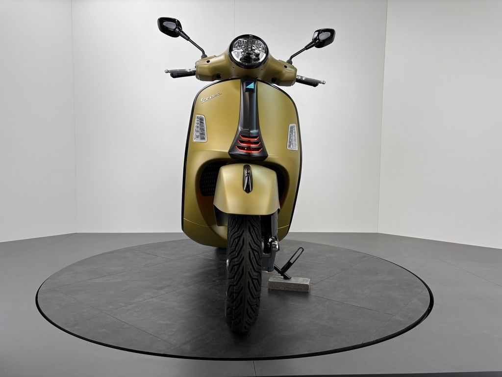 Fahrzeugabbildung Vespa GTS 310 SuperSport E5+ *NEUFAHRZEUG