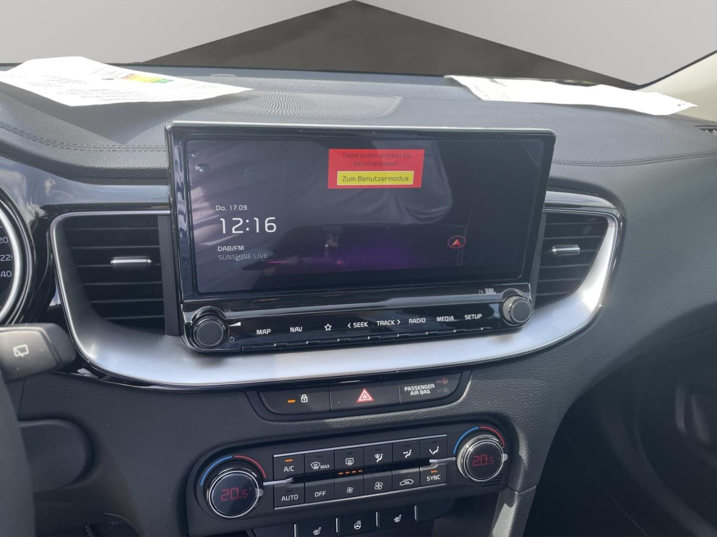 Kia Ceed_sw Spirit 1.5 VerkehrszeichenERK Tempomat