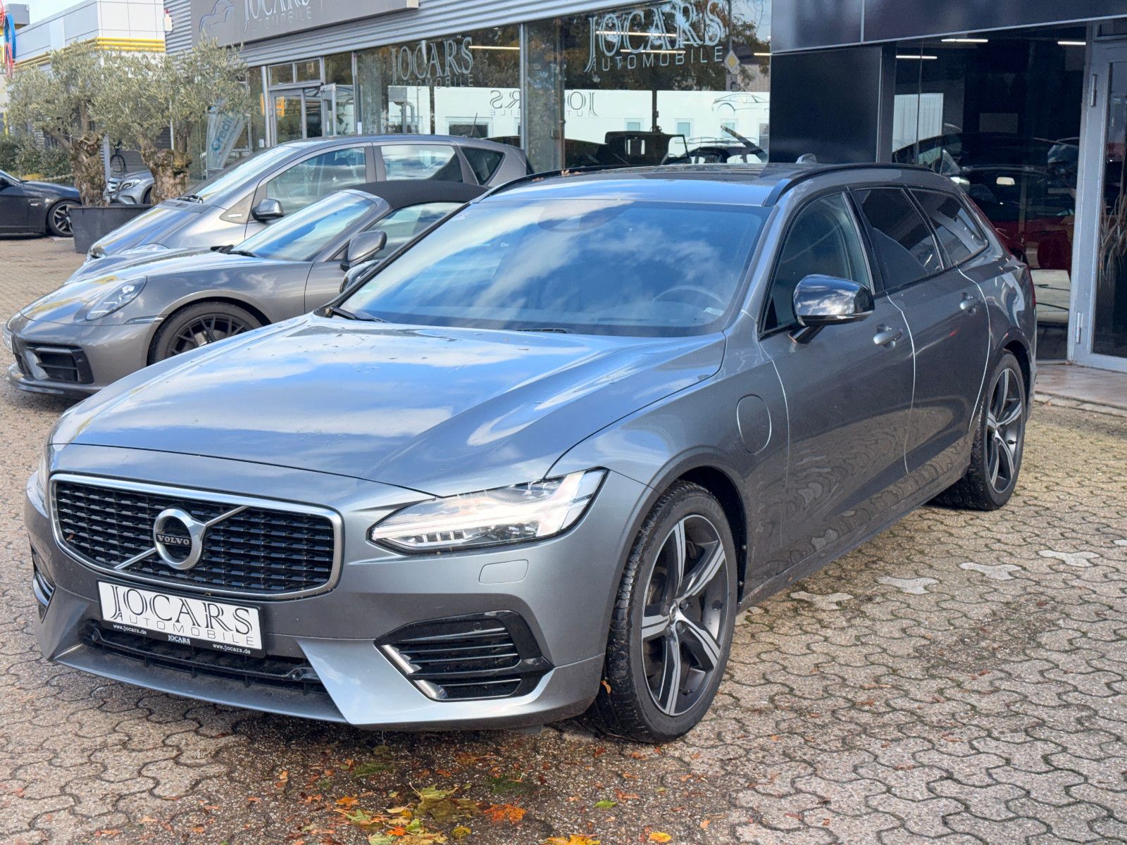 Volvo V90 Kombi R Design Plug-In Hybrid AWD*H&K*