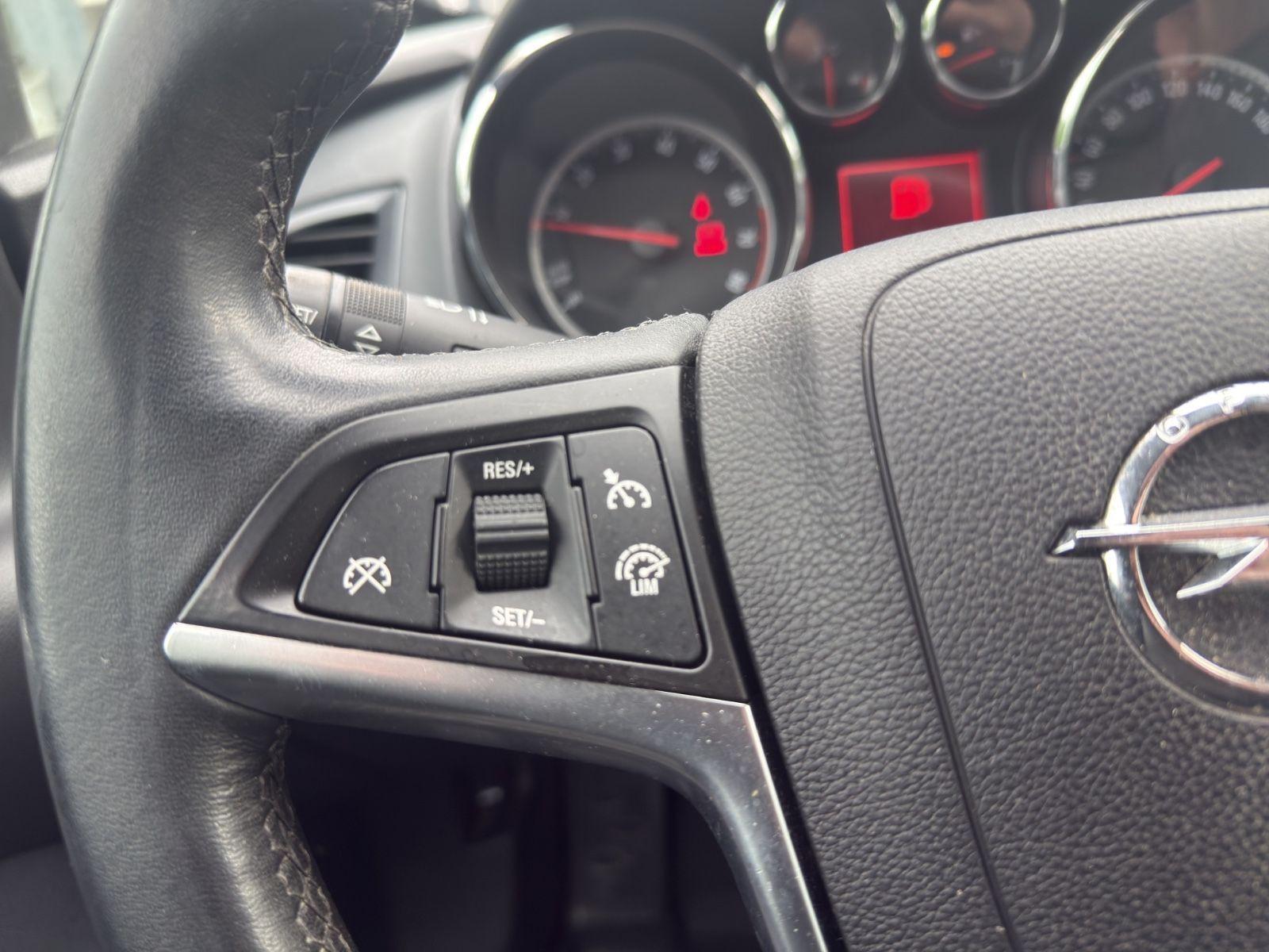 Opel Astra GTC Edition|2.HAND|PDC|SHZG|TÜVNEU