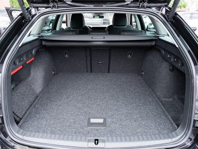 Octavia Combi 2.0 TDI Tour DSG AHK+NAVI+WINTER+R