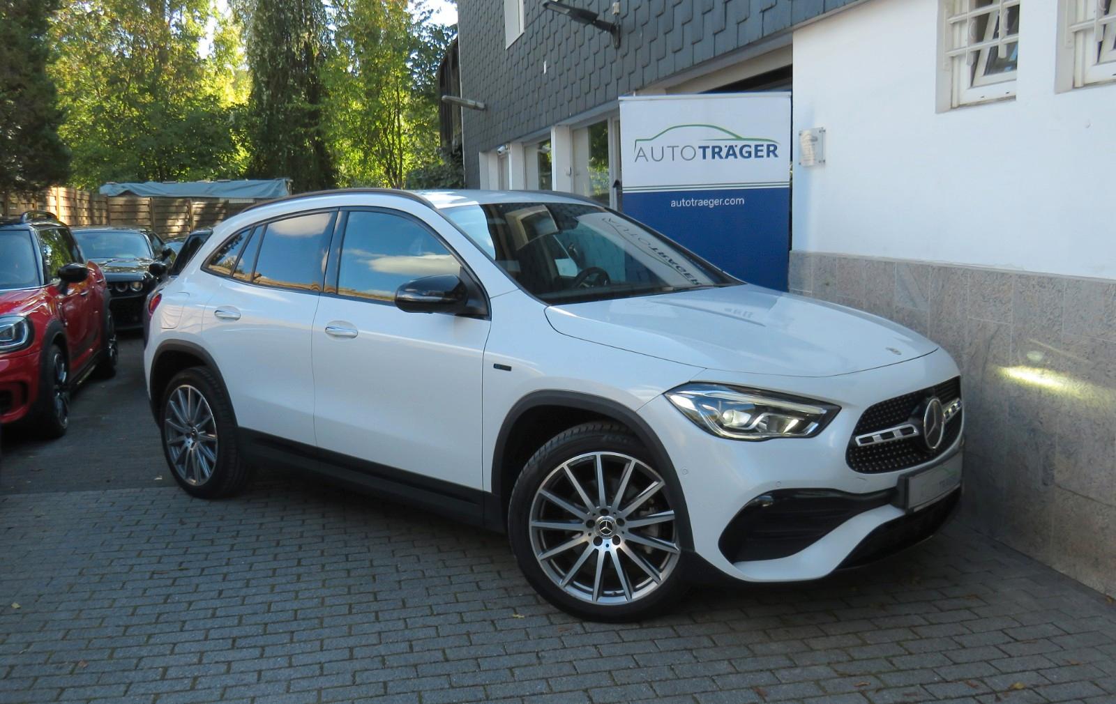 Mercedes-Benz GLA  250 e AMG Line // 360°/Night/AHK/Standhzg