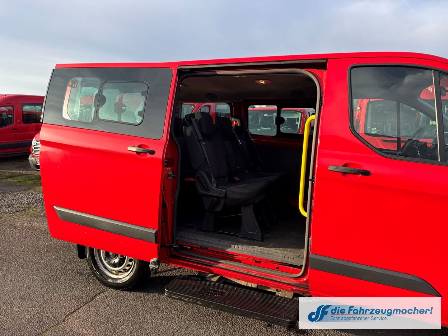 Fahrzeugabbildung Ford Transit Custom Tourneo 300 L1 *4114 *EXPORT