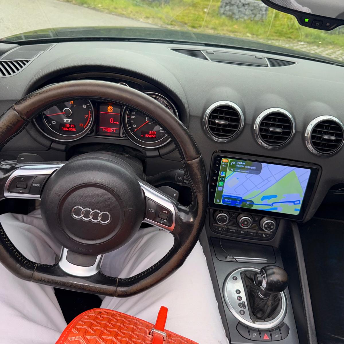 Audi TT Roadster 2.0 TFSI S tronic TÜV:03.2027