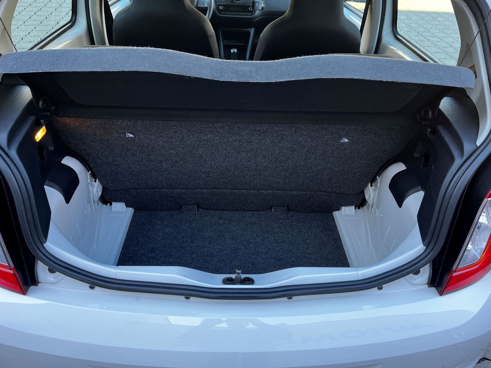 Fahrzeugabbildung SKODA Citigo Active KLIMA 8-FACH