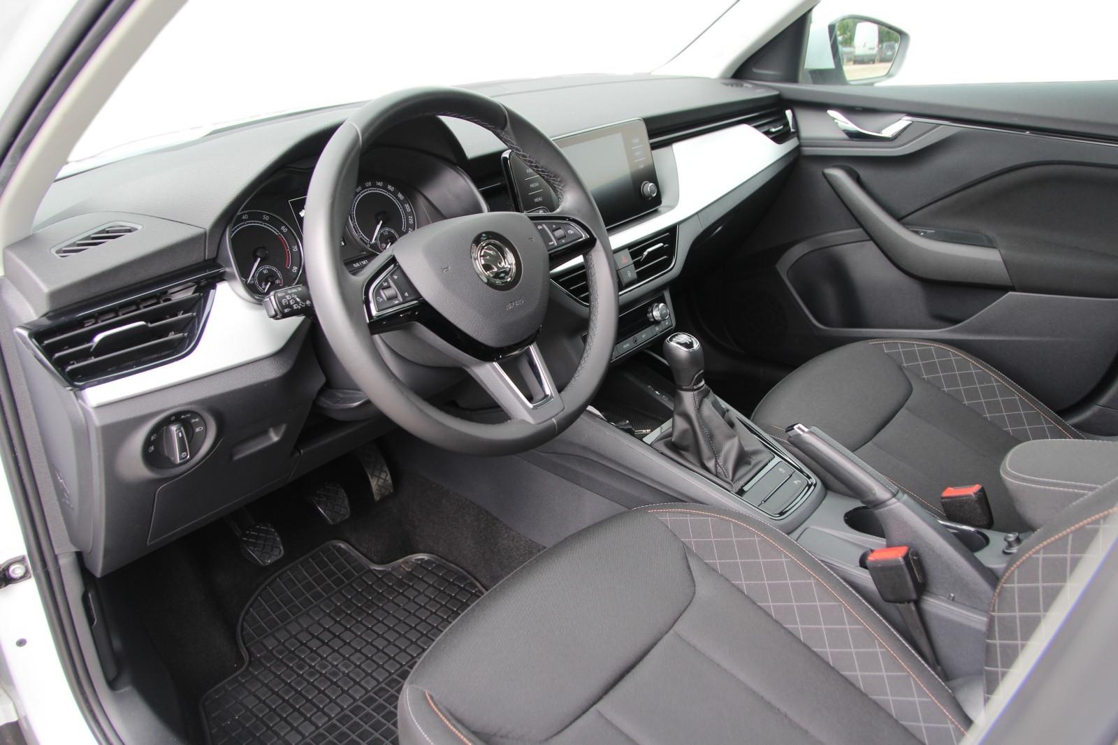 Skoda Kamiq Ambition 150PS  /LED/PDC/Tempom./1.Hand
