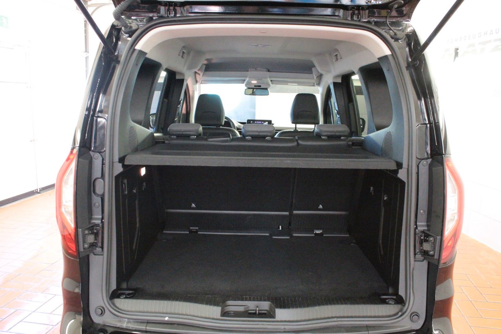 Fahrzeugabbildung Renault Kangoo Tce 130 EDC Techno*Sitzhzg*