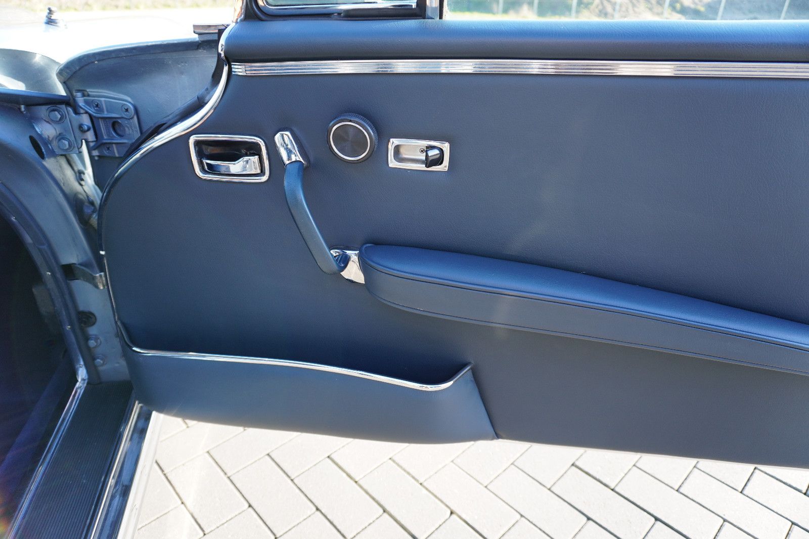 Fahrzeugabbildung Mercedes-Benz 280 SE 3,5 Cabriolet