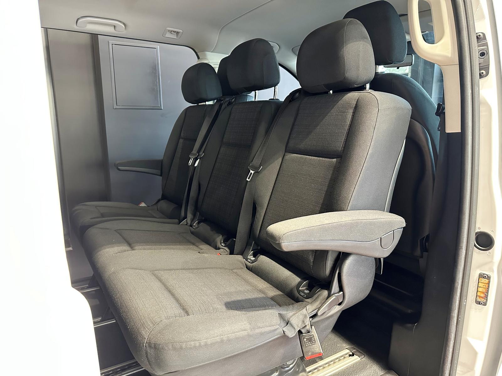 Mercedes-Benz VITO TOURER 114 4X4 LANG 2xSCH-TÜR 8SITZE STANDH