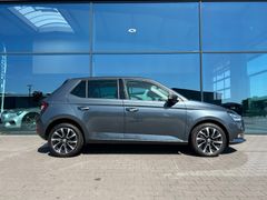 Fahrzeugabbildung Skoda Fabia Navi ACC LED Kamera Sitzhzng SmartLink