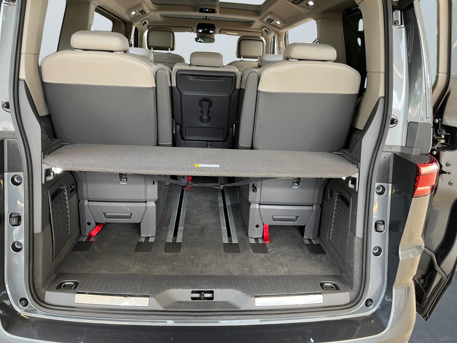Volkswagen T7 Multivan Style 2.0TSI DSG 7Sitzer Panorama AH