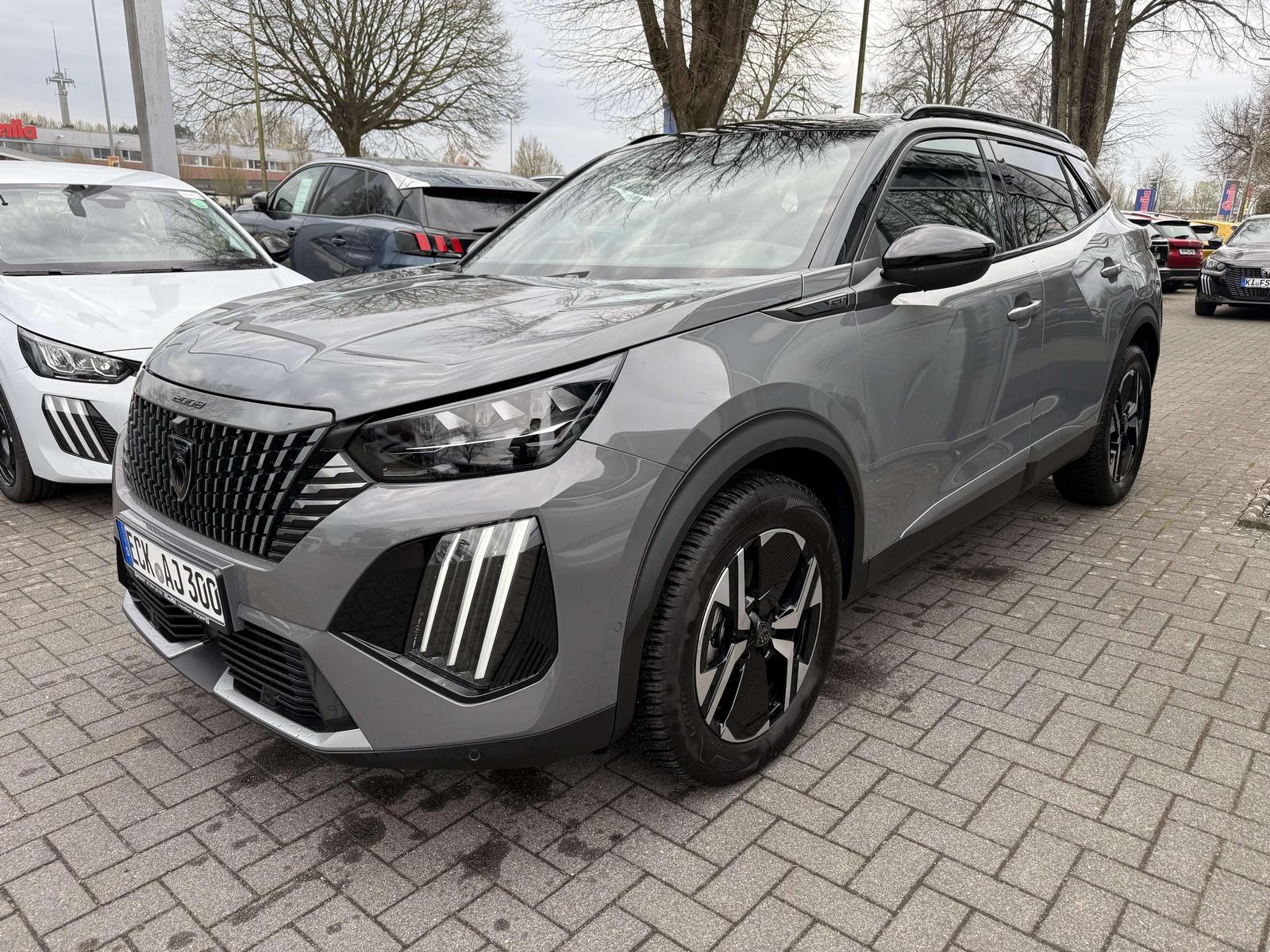 Peugeot 2008 Hybrid 145 GT