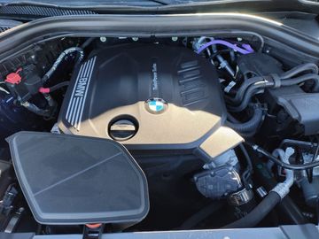 BMW X3 xDrive20d Head-Up HiFi DAB LED WLAN RFK Shz