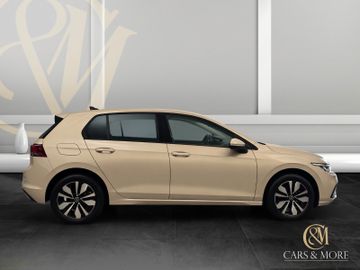 Volkswagen Golf - 8