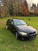 BMW 330d xdrive Touring AHK Individual Rub... - BMW 330 aus 2010: 330i