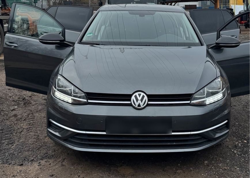 Image of Volkswagen Golf