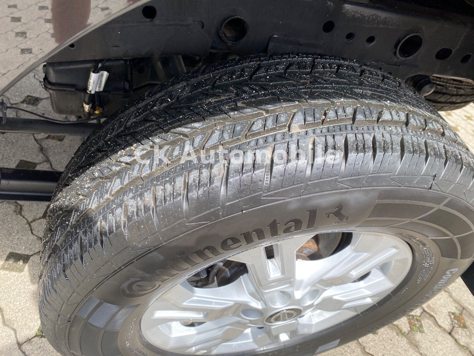 Fahrzeugabbildung Nissan Navara NP300 Acenta King Cab 4x4/AHK 3500 KG
